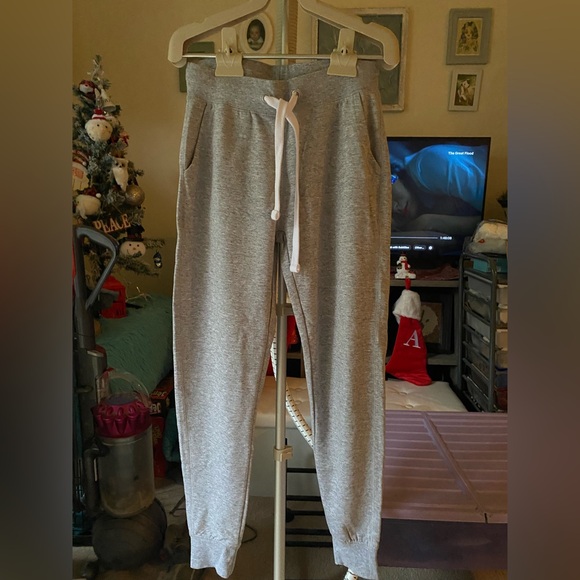 NEW REFLEX Womens Premium Fleece Tapered Sweatpants - Picture 4 of 14